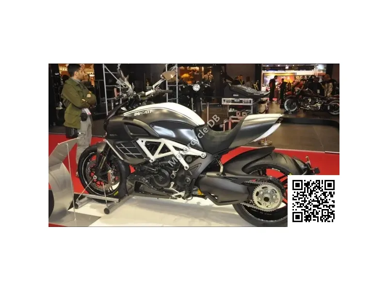 Ducati Diavel Carbon 2018 24583