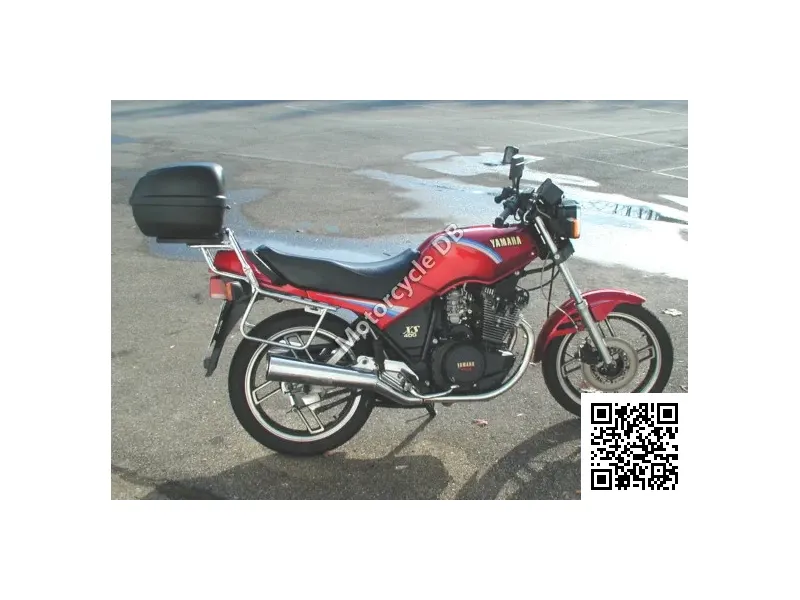 Yamaha XS 400 DOHC (reduced effect) 1983 22656